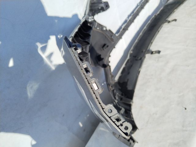 bontott HYUNDAI TUCSON II Első Lökhárító (Üresen)