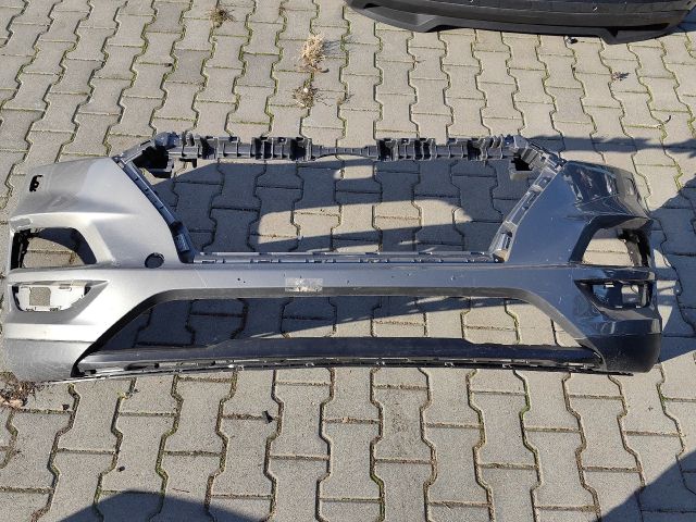 bontott HYUNDAI TUCSON II Első Lökhárító (Üresen)