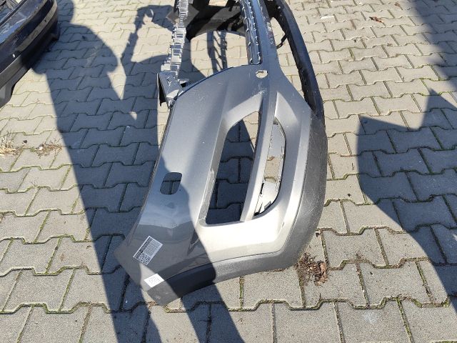 bontott HYUNDAI TUCSON II Első Lökhárító (Üresen)