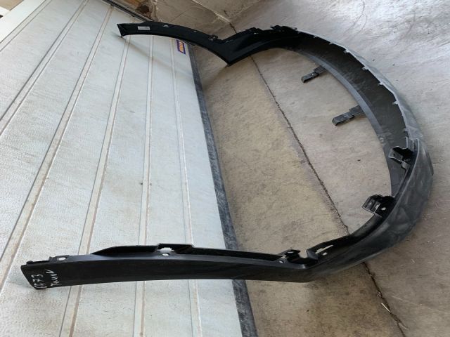 bontott HYUNDAI TUCSON II Első Lökhárító (Üresen)