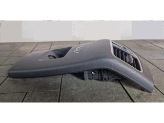 bontott HYUNDAI TUCSON II Hátsó középső Szellőző