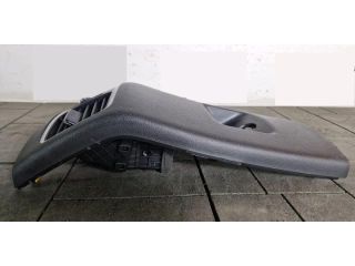 bontott HYUNDAI TUCSON II Hátsó középső Szellőző