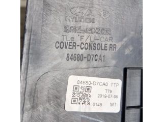 bontott HYUNDAI TUCSON II Hátsó középső Szellőző