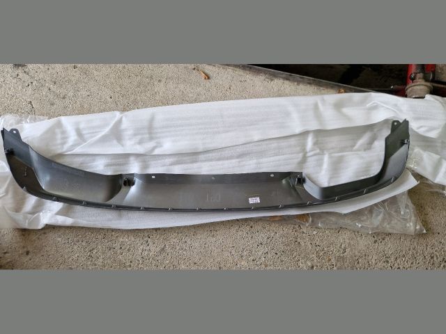 bontott HYUNDAI TUCSON II Hátsó Lökhárító Alsó (Műanyag)