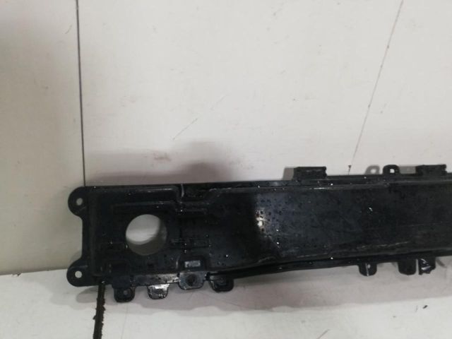 bontott HYUNDAI TUCSON II Hátsó Lökhárító Merevítő (Fém)