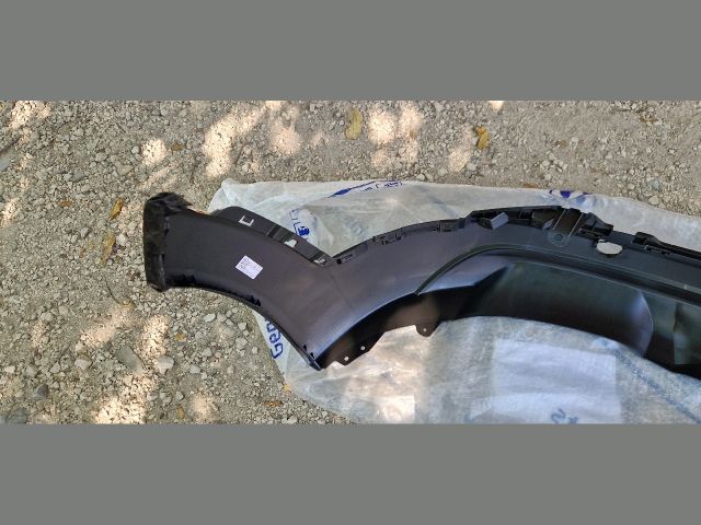 bontott HYUNDAI TUCSON II Hátsó Lökhárító (Üresen)