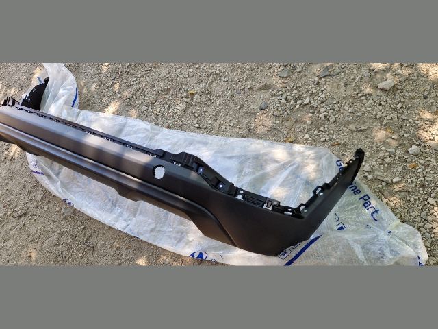 bontott HYUNDAI TUCSON II Hátsó Lökhárító (Üresen)