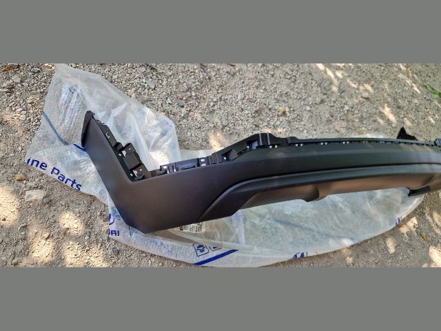 bontott HYUNDAI TUCSON II Hátsó Lökhárító (Üresen)