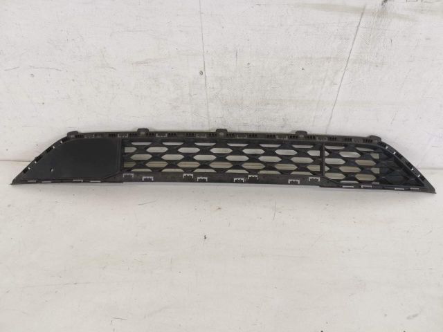 bontott HYUNDAI TUCSON II Hűtőrács