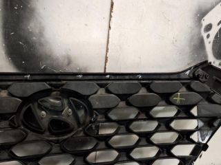 bontott HYUNDAI TUCSON II Hűtőrács