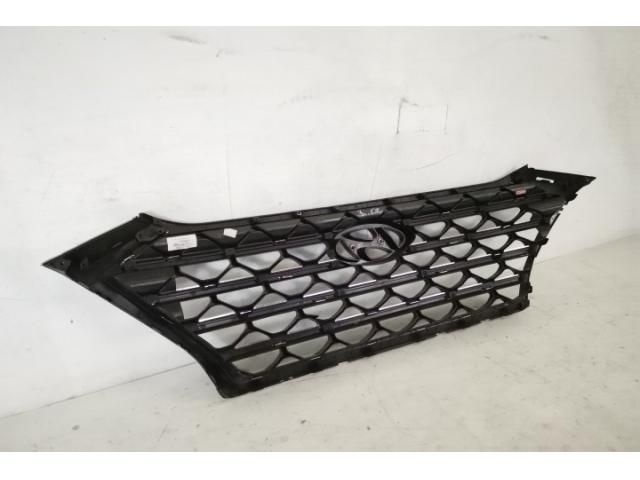 bontott HYUNDAI TUCSON II Hűtőrács