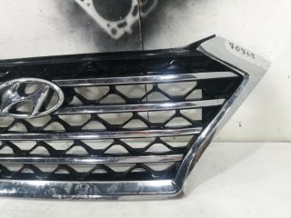 bontott HYUNDAI TUCSON II Hűtőrács