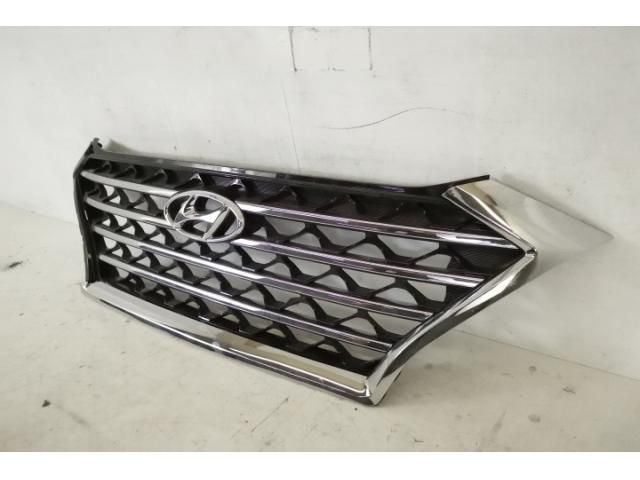 bontott HYUNDAI TUCSON II Hűtőrács