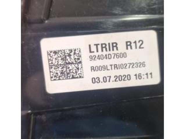 bontott HYUNDAI TUCSON II Jobb Belső Hátsó Lámpa