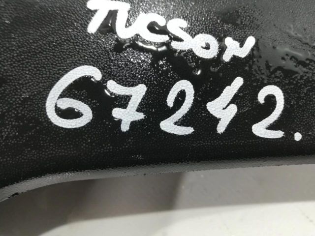 bontott HYUNDAI TUCSON II Jobb első Sárvédő Gumi