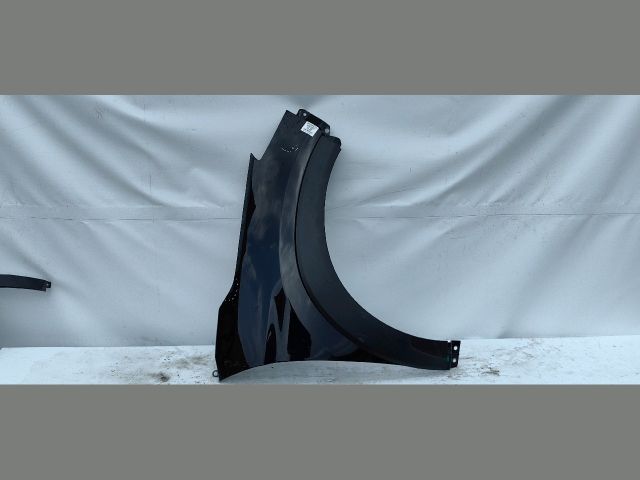 bontott HYUNDAI TUCSON II Jobb első Sárvédő