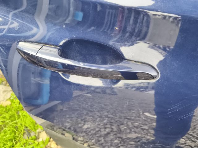 bontott HYUNDAI TUCSON II Jobb hátsó Ajtó (Részeivel)