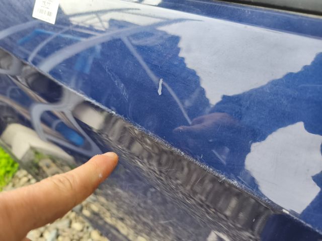 bontott HYUNDAI TUCSON II Jobb hátsó Ajtó (Részeivel)