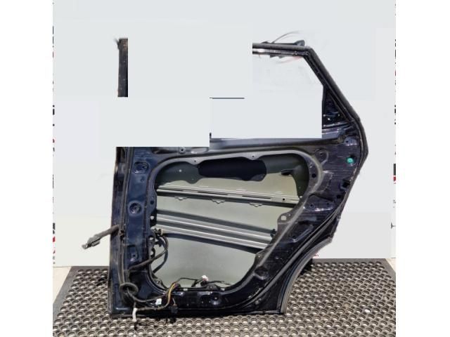 bontott HYUNDAI TUCSON II Jobb hátsó Ajtó (Üres lemez)