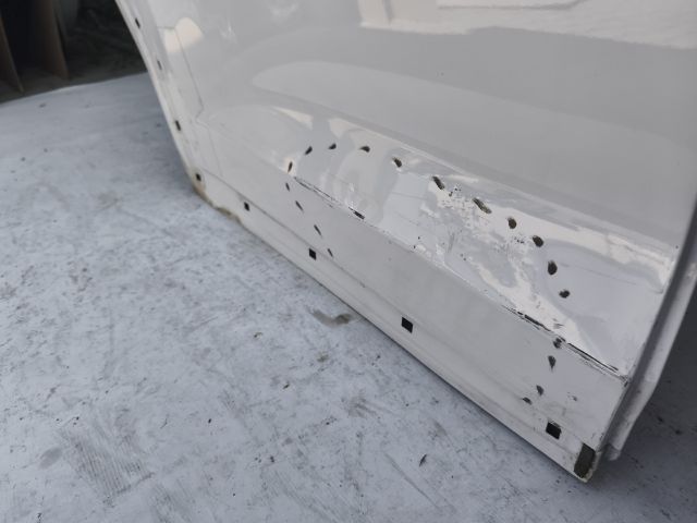 bontott HYUNDAI TUCSON II Jobb hátsó Ajtó (Üres lemez)