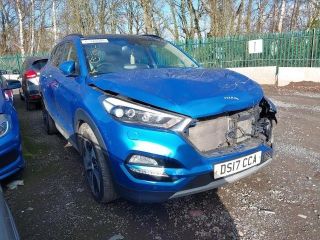 bontott HYUNDAI TUCSON II Jobb hátsó Gumikéder