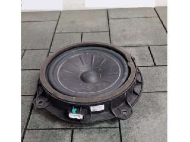 bontott HYUNDAI TUCSON II Jobb hátsó Hangszóró