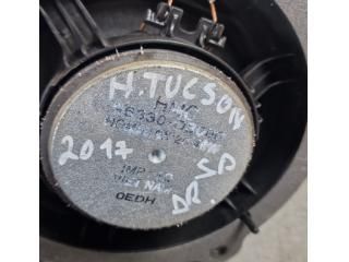 bontott HYUNDAI TUCSON II Jobb hátsó Hangszóró