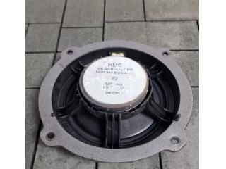 bontott HYUNDAI TUCSON II Jobb hátsó Hangszóró