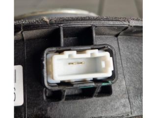 bontott HYUNDAI TUCSON II Jobb hátsó Hangszóró