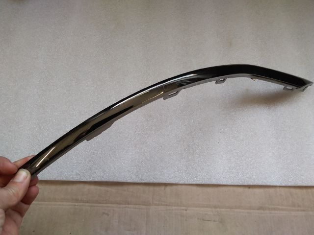 bontott HYUNDAI TUCSON II Jobb hátsó Lökhárító Díszléc