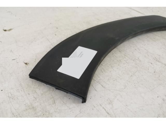 bontott HYUNDAI TUCSON II Jobb hátsó Sárvédő Díszléc