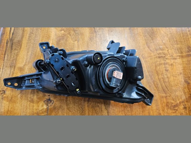 bontott HYUNDAI TUCSON II Jobb Ködfényszóró