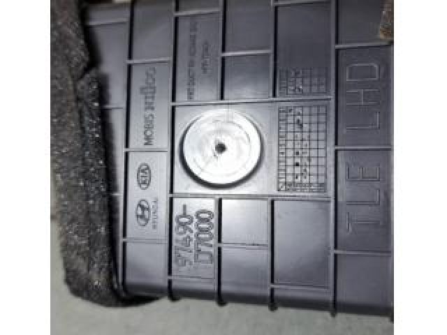 bontott HYUNDAI TUCSON II Jobb Szellőző