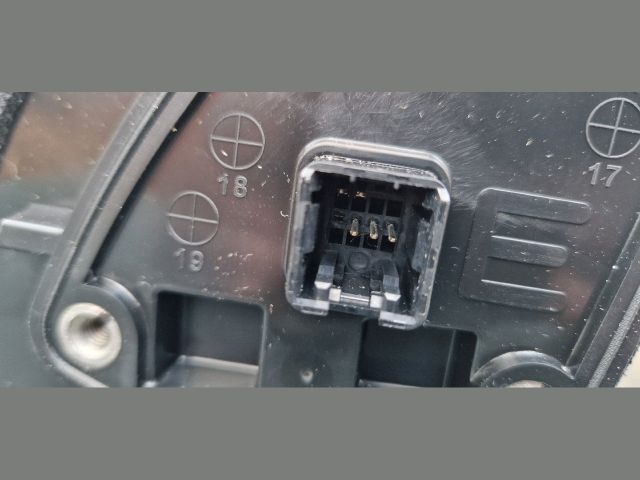 bontott HYUNDAI TUCSON II Jobb Visszapillantó Tükör (Elektromos)