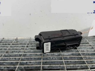 bontott HYUNDAI TUCSON II Kapcsoló (Magában)