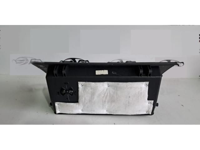 bontott HYUNDAI TUCSON II Kesztyűtartó