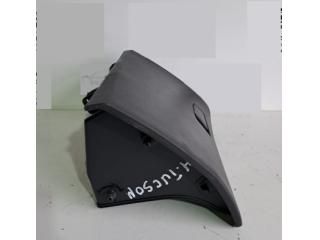 bontott HYUNDAI TUCSON II Kesztyűtartó