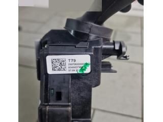 bontott HYUNDAI TUCSON II Komplett Kormánykapcsoló (Bajuszkapcsoló)