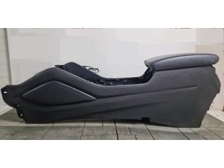 bontott HYUNDAI TUCSON II Könyöklő