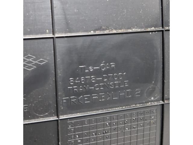 bontott HYUNDAI TUCSON II Könyöklő