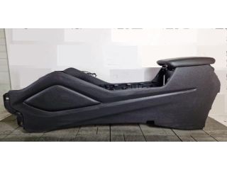 bontott HYUNDAI TUCSON II Könyöklő