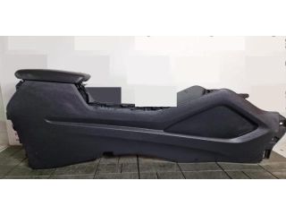 bontott HYUNDAI TUCSON II Könyöklő