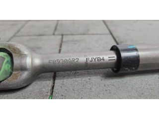 bontott HYUNDAI TUCSON II Kormánykardán