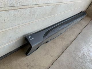 bontott HYUNDAI TUCSON II Küszöb Burkolat