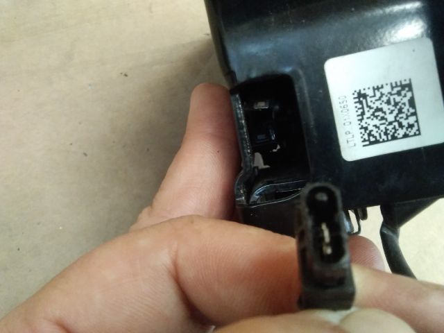 bontott HYUNDAI TUCSON II Motorháztető Zárszerkezet