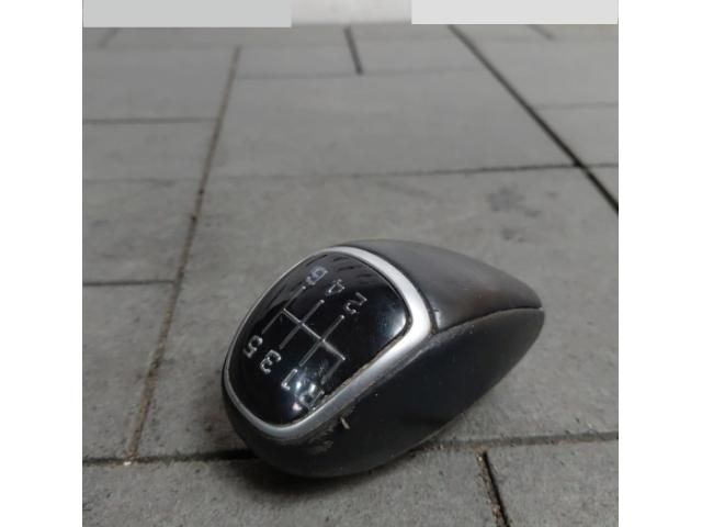 bontott HYUNDAI TUCSON II Váltógomb