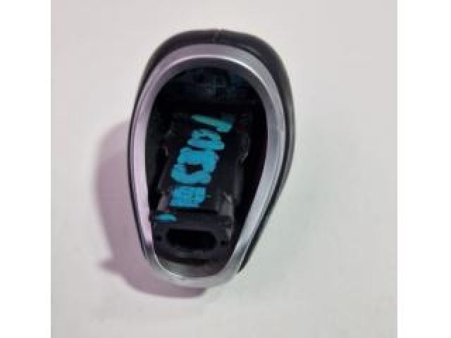 bontott HYUNDAI TUCSON II Váltógomb