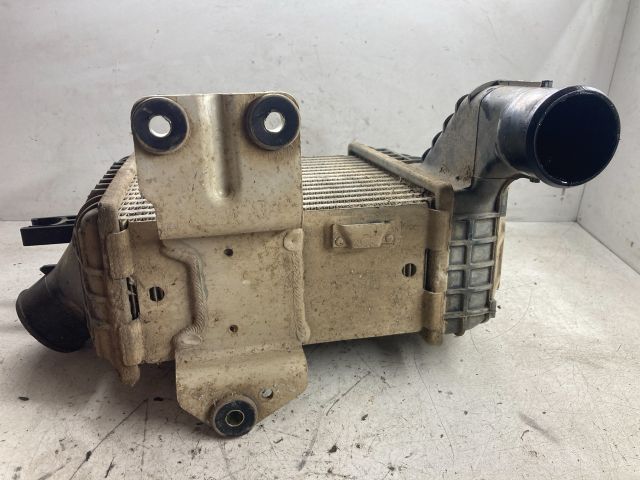 bontott HYUNDAI TUCSON Intercooler