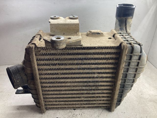 bontott HYUNDAI TUCSON Intercooler