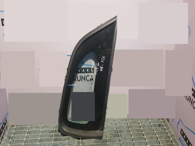 bontott HYUNDAI TUCSON Jobb C Oszlop Oldalablak Üveg